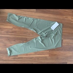 NWT size 14 Lululemon Align Leggings